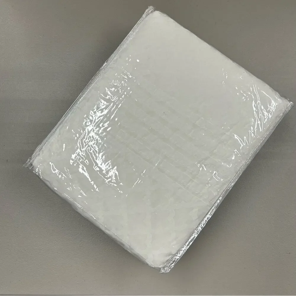 Roller Rabbit Pottery Barn White Pleated Diamond Duvet Cover Full / Queen NEW